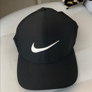 Men’s Nike golf baseball cap